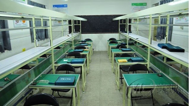 流水線操作臺(tái) 流水線操作臺(tái)